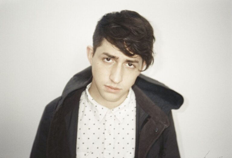 Porter Robinson - Famous Dj