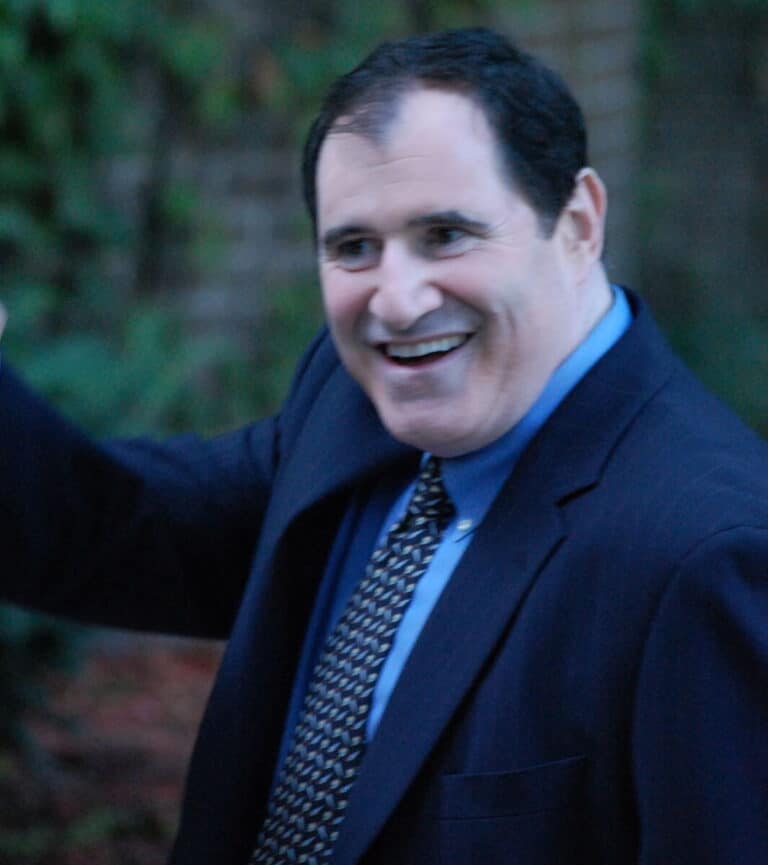 Richard Kind - Famous Voice Actor