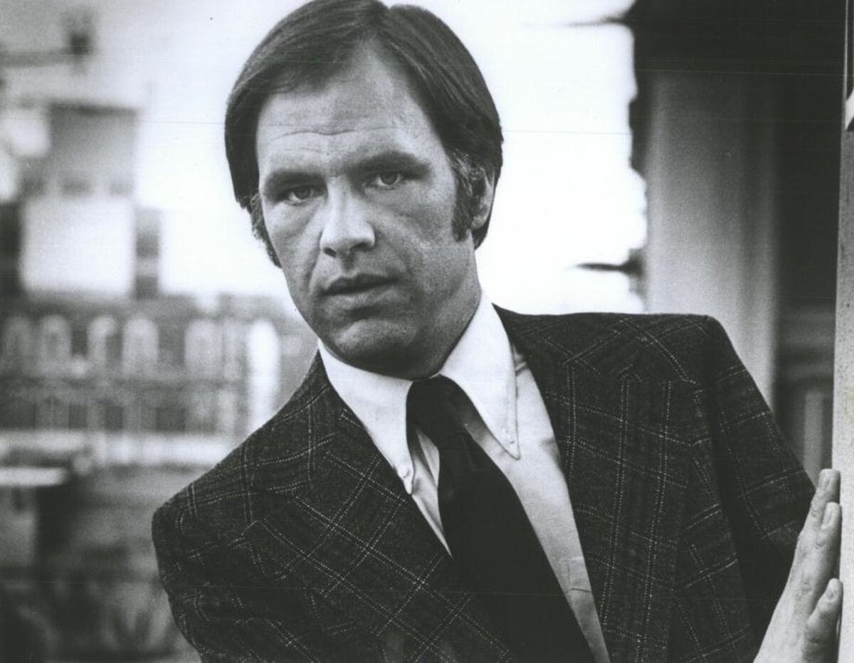 Robert Pine - Famous Actor