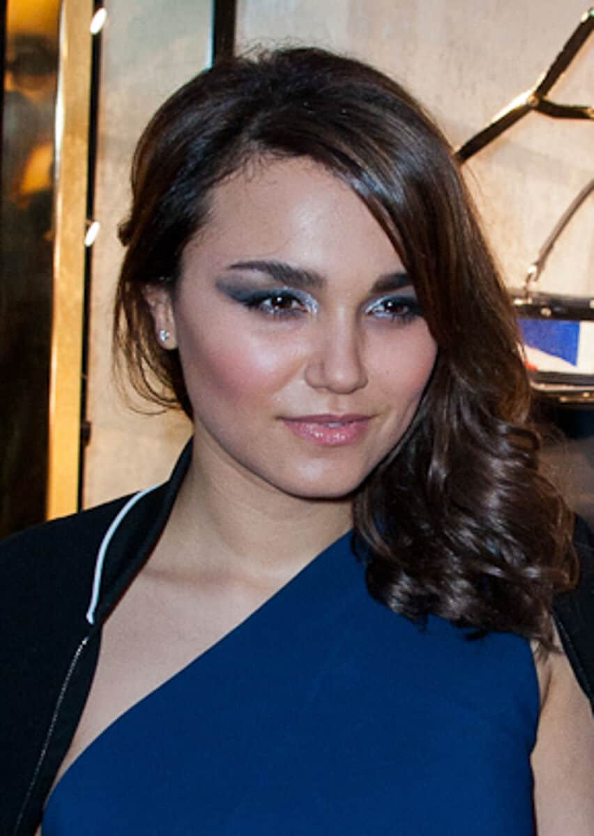 Samantha Barks - Famous Actor