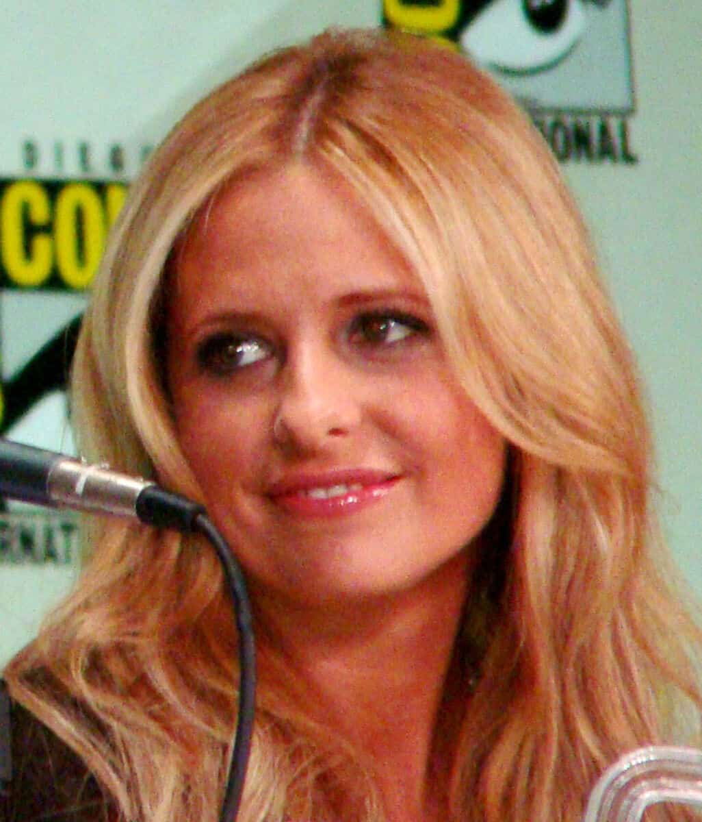 Sarah Michelle Gellar - Famous Television Producer