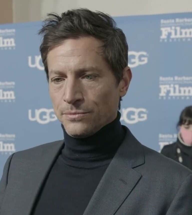 Simon Rex - Famous Vj