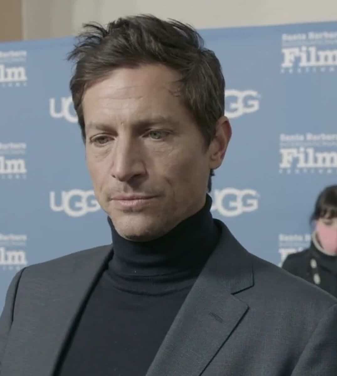 Simon Rex - Famous Vj