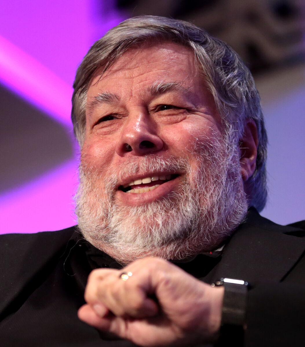 Steve Wozniak net worth in Business category
