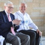 Warren Buffett - Famous Financier