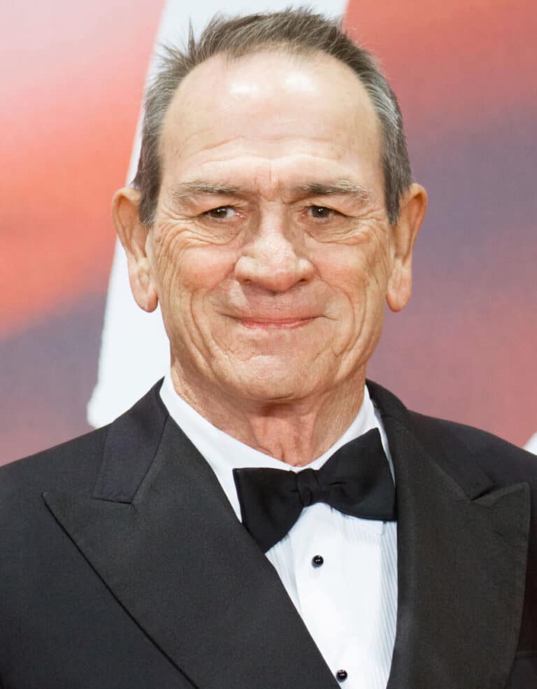 Tommy Lee Jones - Famous Voice Actor