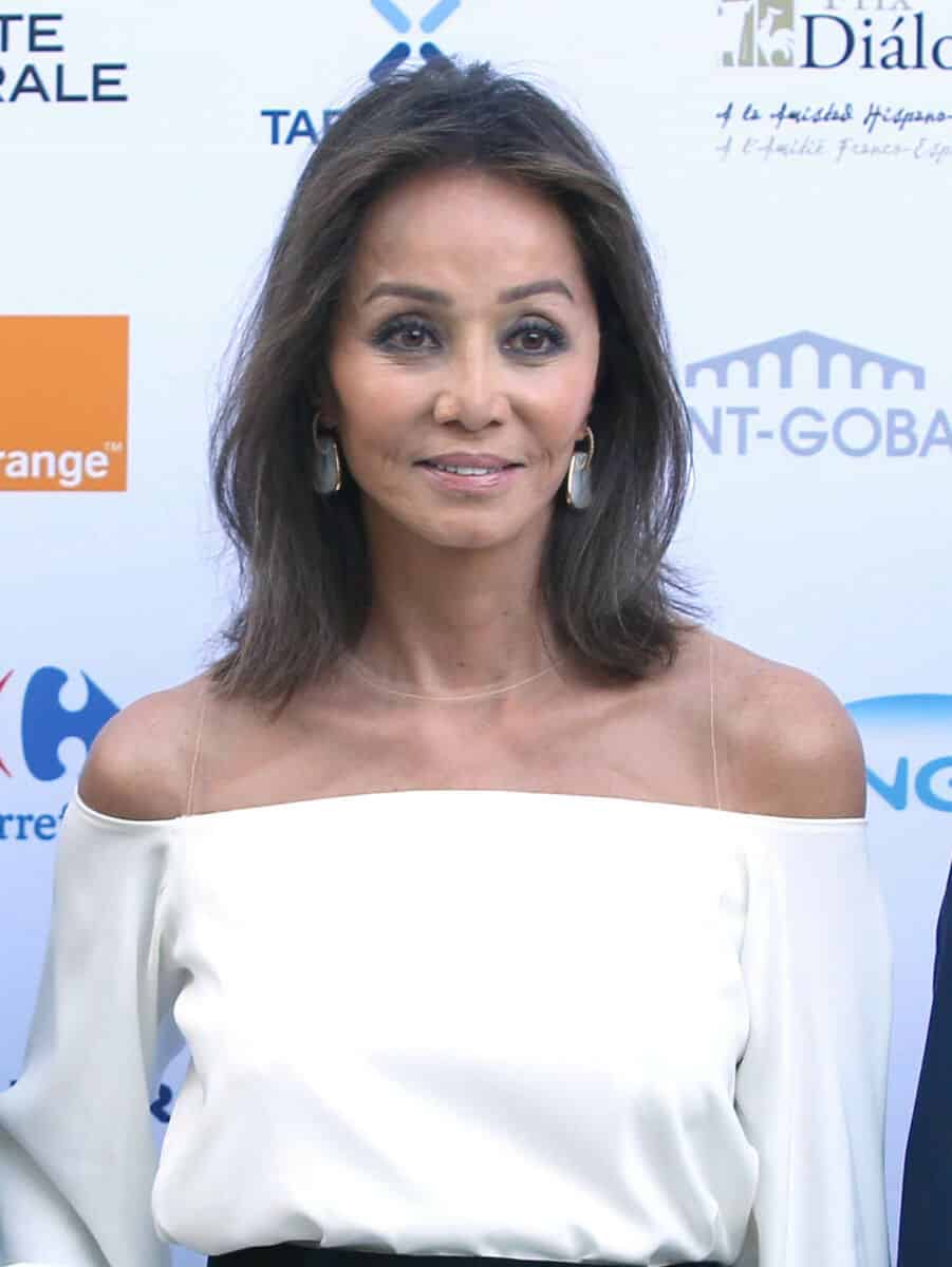 Isabel Preysler - Famous Presenter