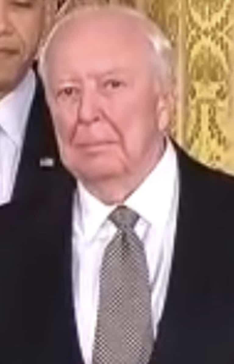 Jasper Johns - Famous Artist