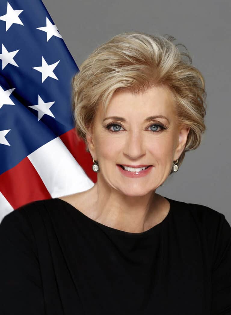 Linda McMahon - Famous Politician