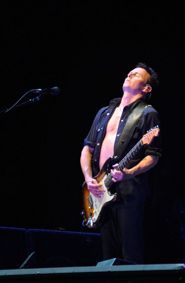 Mike McCready - Famous Guitarist