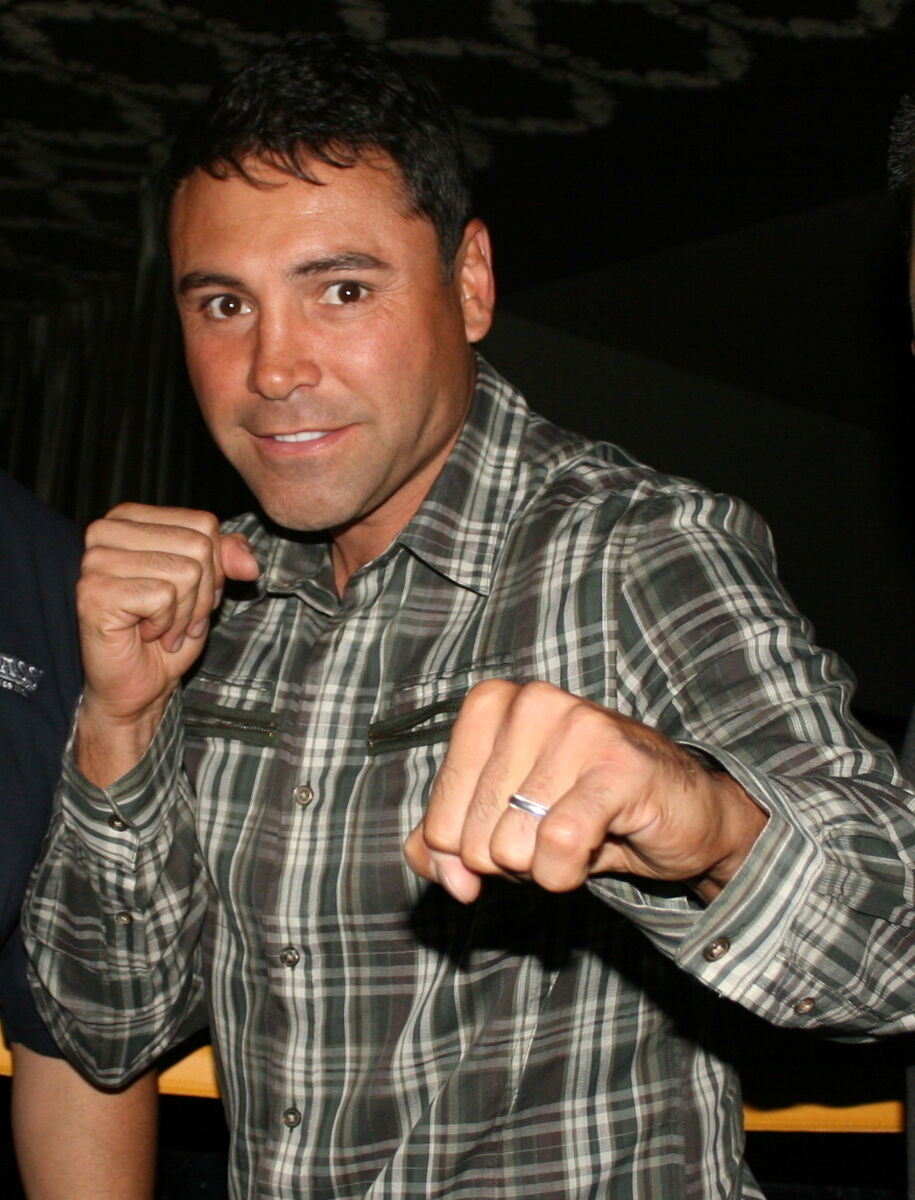 Oscar De La Hoya net worth in Boxers category