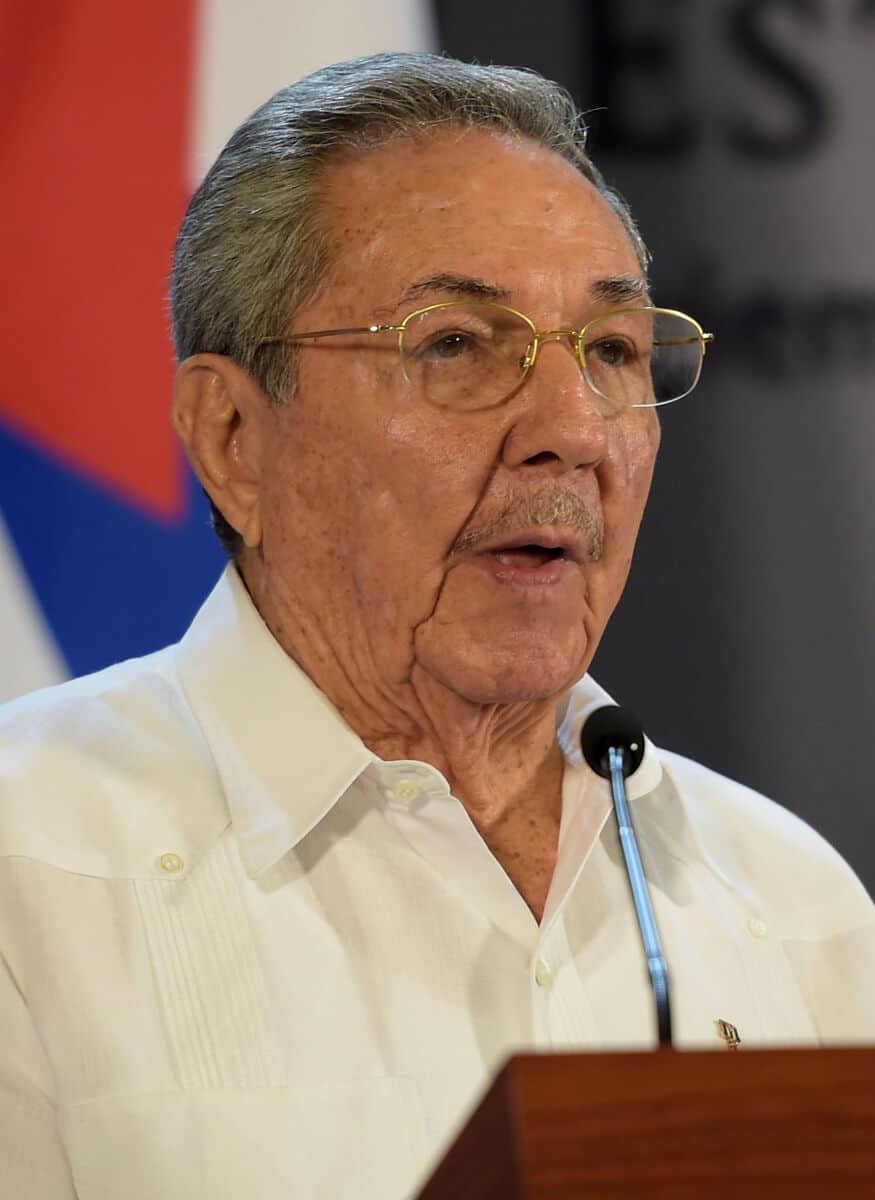 Raúl Castro net worth in Politicians category