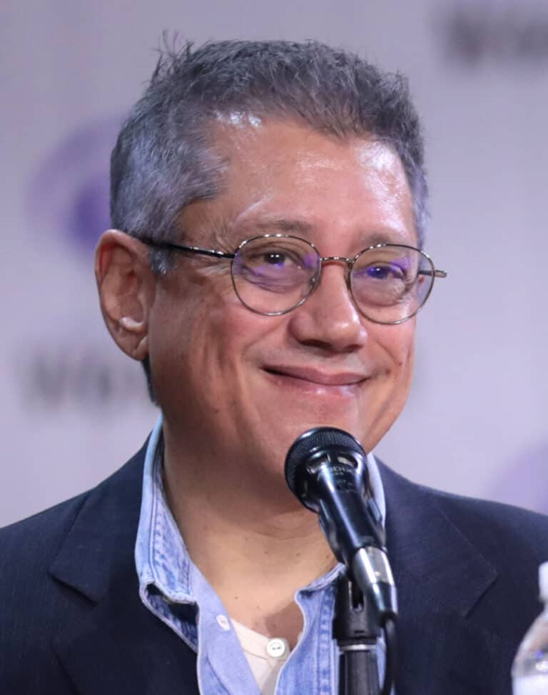Dean Devlin - Famous Screenwriter