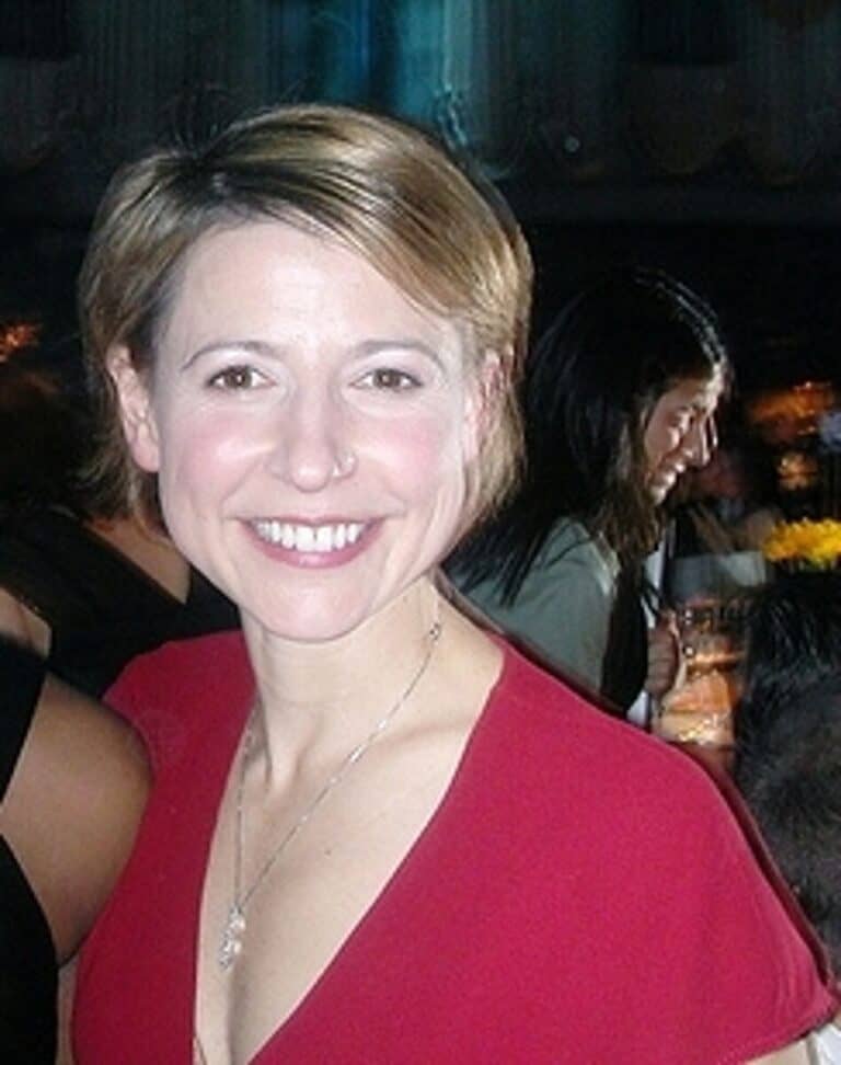 Samantha Brown - Famous Presenter