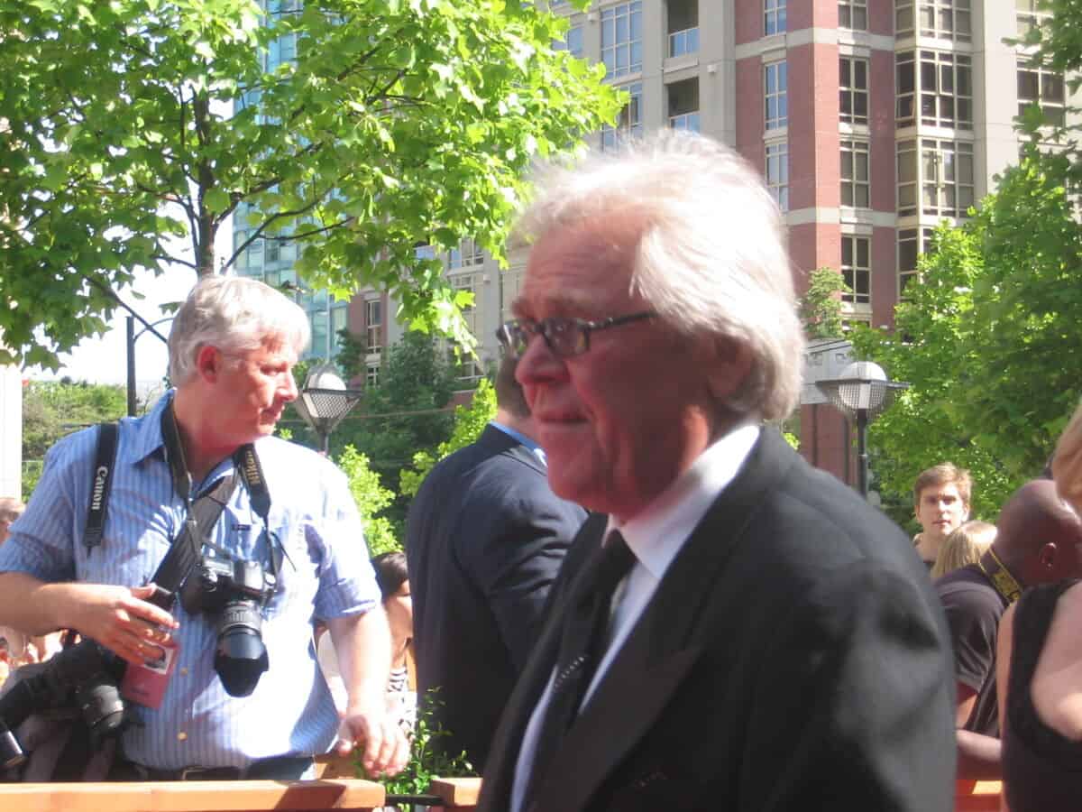 Glen Sather - Famous Ice Hockey Player
