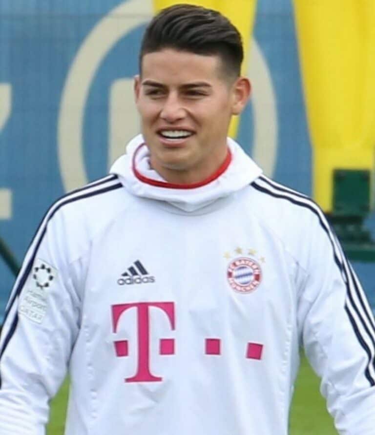 James Rodríguez - Famous Soccer Player