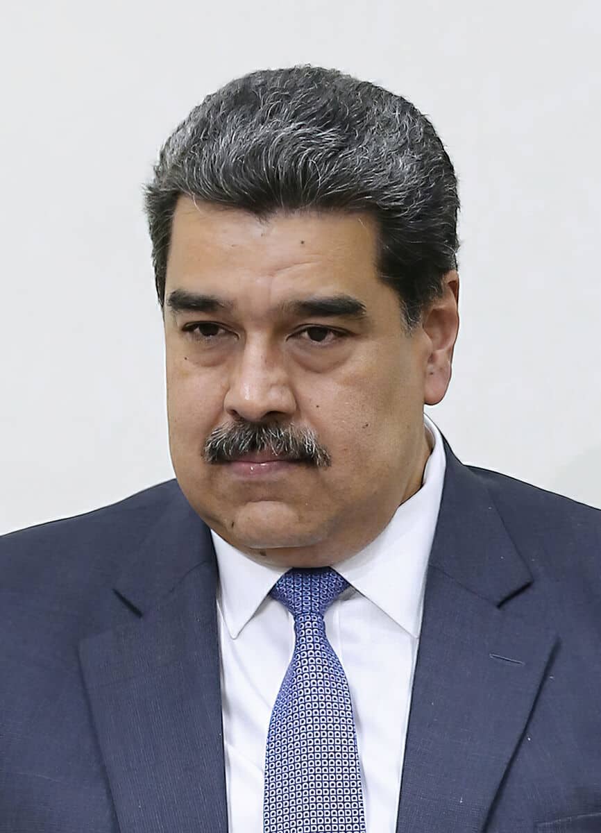 Nicolás Maduro Net Worth, spouse, young children, awards, movies