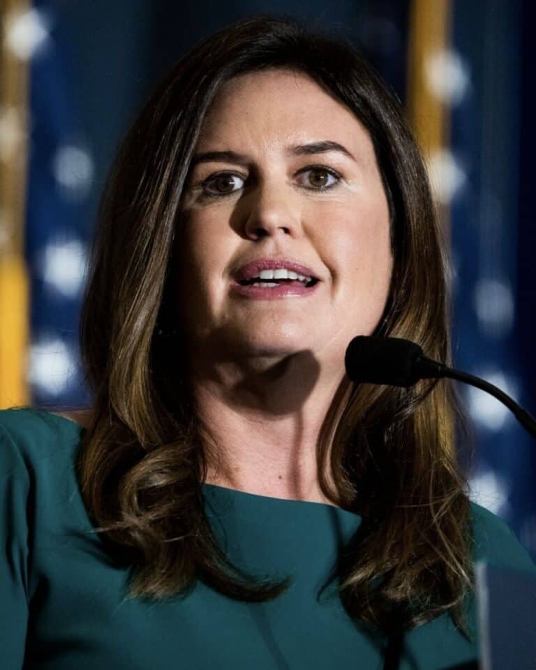 Sarah Sanders - Famous Republican