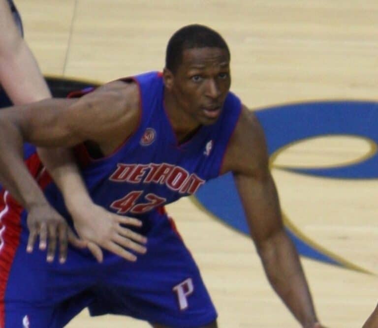 Theo Ratliff - Famous Basketball Player