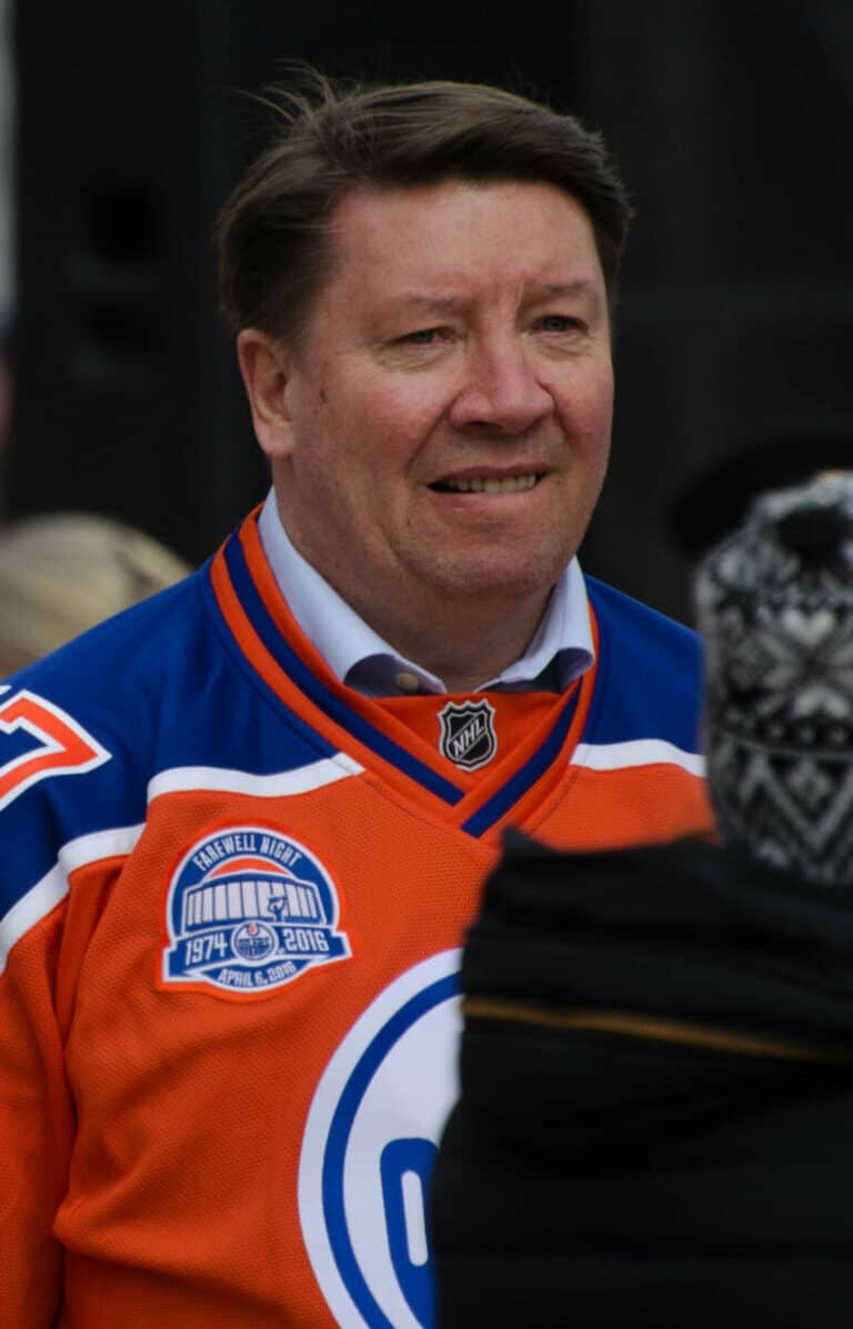 Jari Kurri - Famous Hockey Player