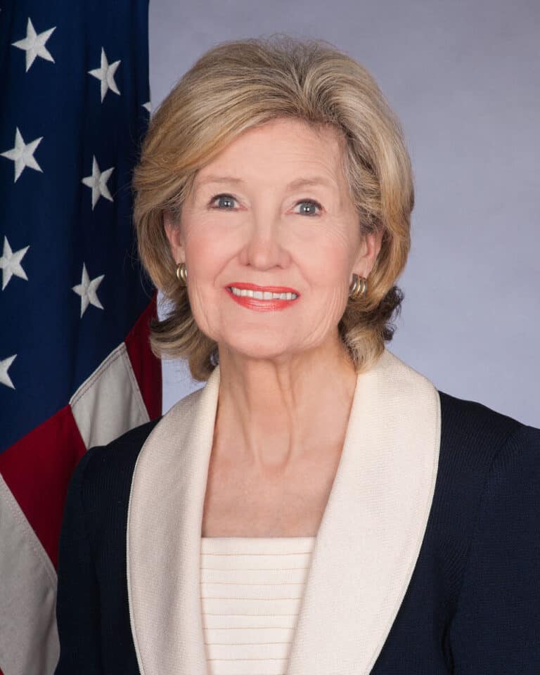 Kay Bailey Hutchison - Famous Journalist