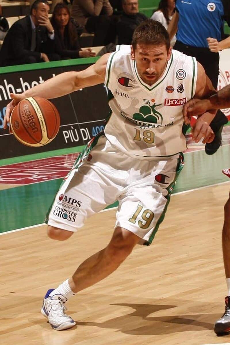 Marko Jarić net worth in NBA category