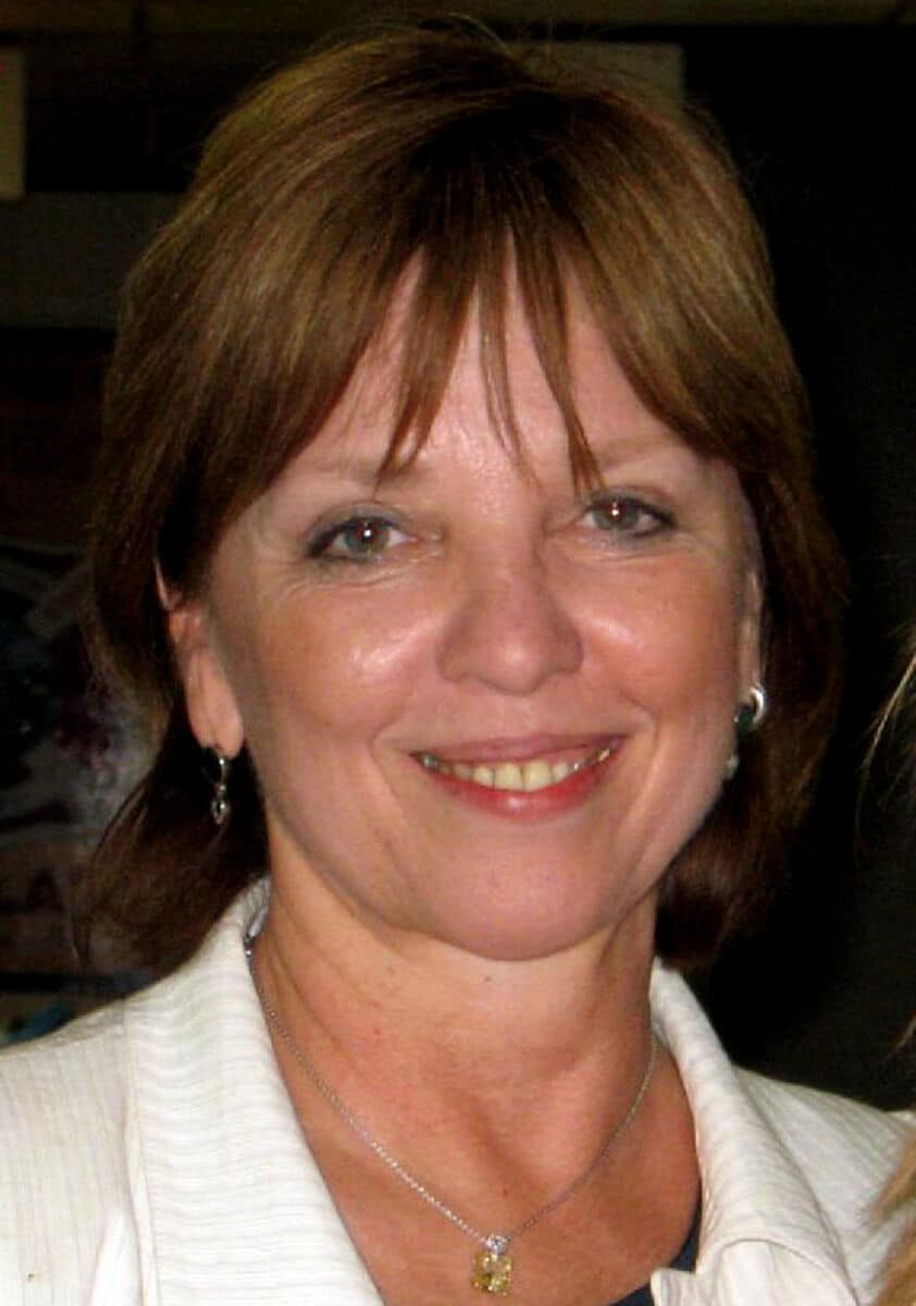 Nora Roberts Net Worth Details, Personal Info