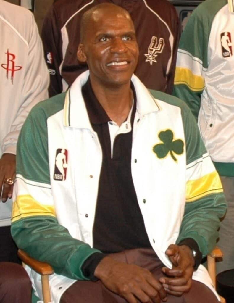 Robert Parish Net Worth, spouse, young children, awards, movies ...
