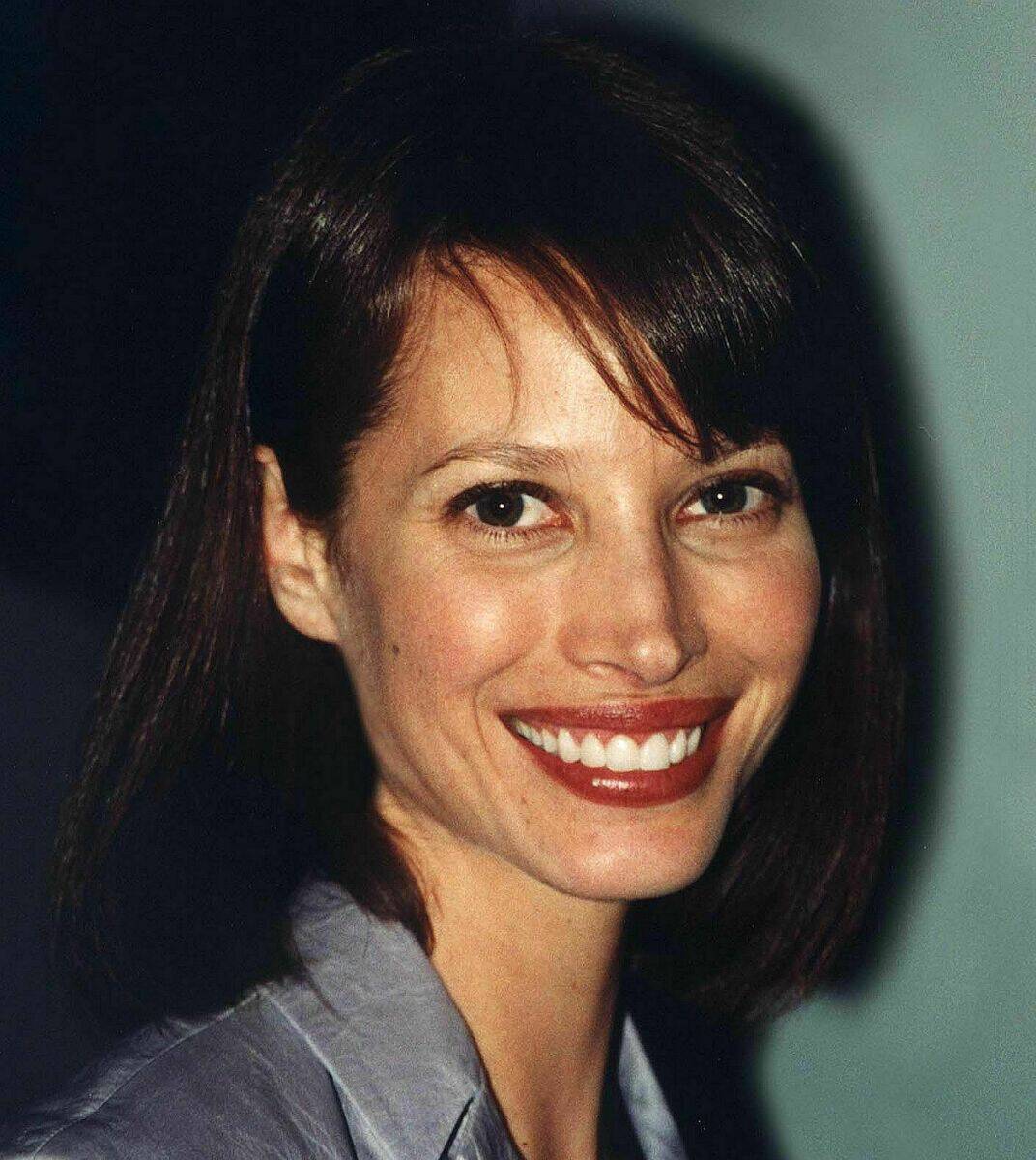 Christy Turlington Net Worth, spouse, young children, awards, movies ...