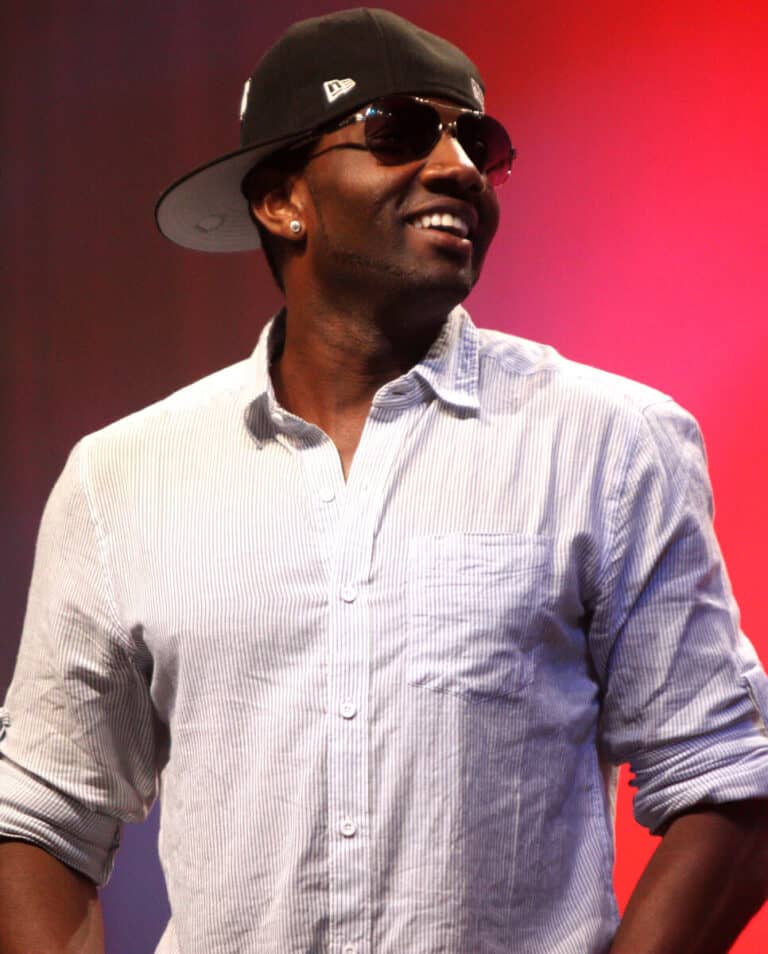 DeStorm Power - Famous Singer-Songwriter