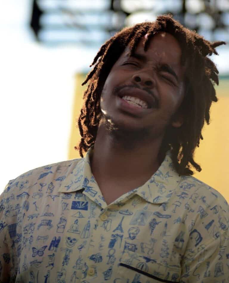 Earl Sweatshirt - Famous Rapper