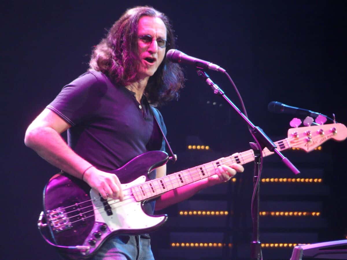 Geddy Lee Net Worth, spouse, young children, awards, movies Famous