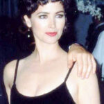 Janine Turner - Famous Actor