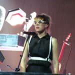 MNDR - Famous Singer