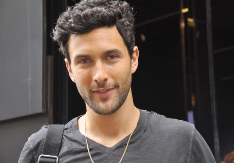 Noah Mills - Famous Actor
