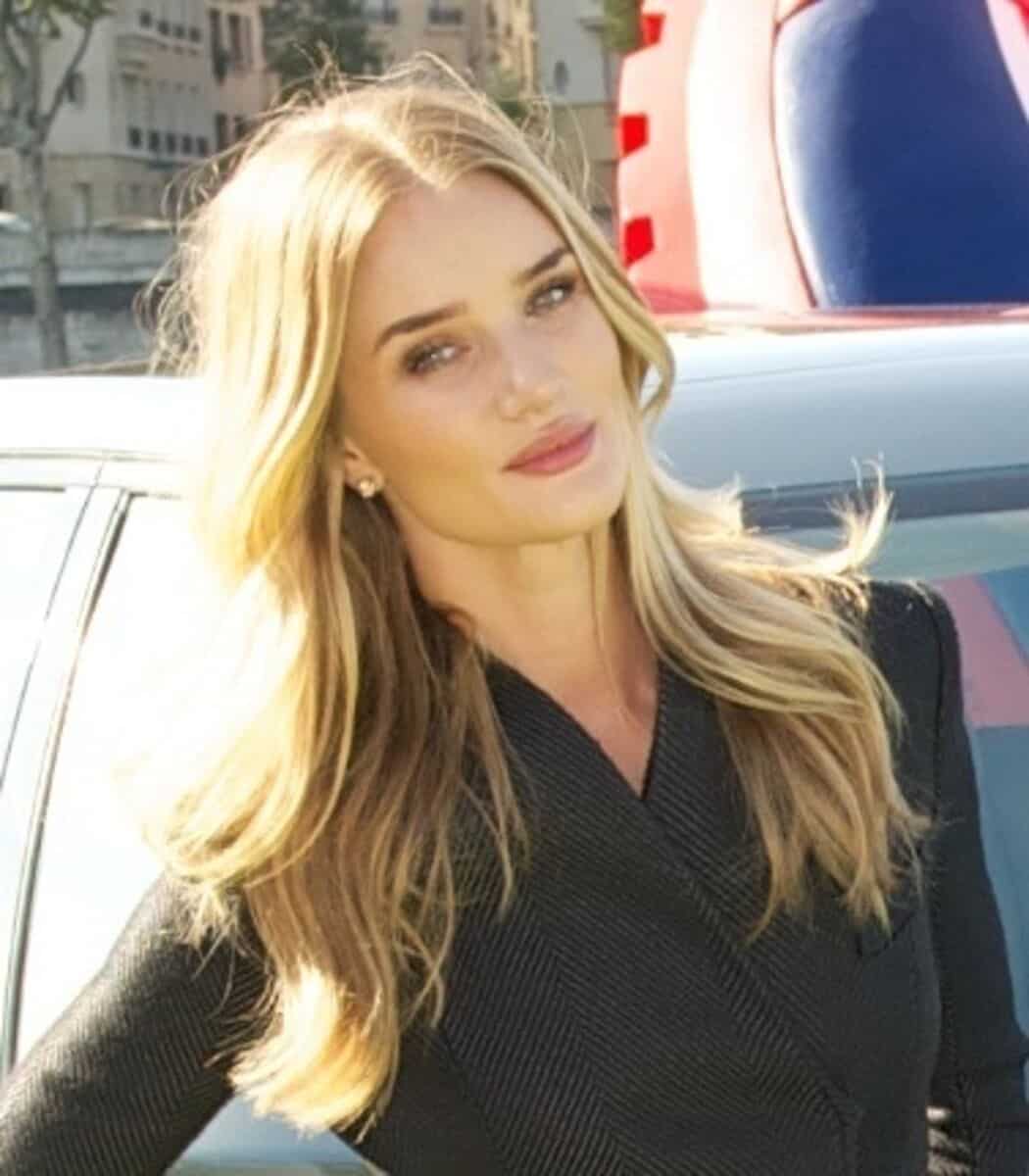 Rosie Huntington-Whiteley net worth in Celebrities category