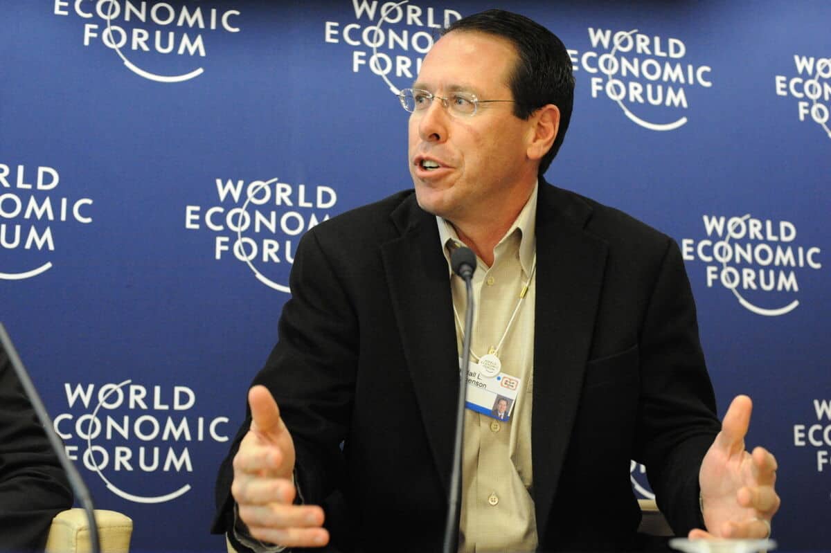 Randall L. Stephenson net worth in Business category