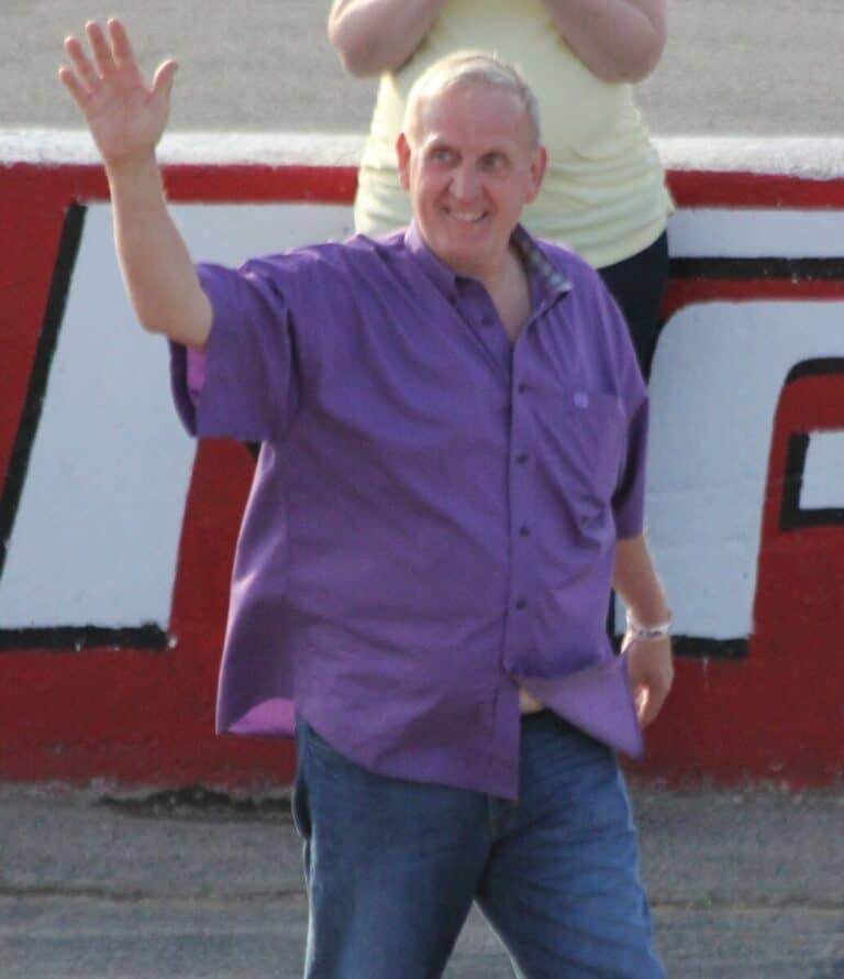 Scott Hansen - Famous Musician