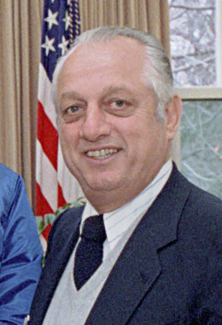 Tommy Lasorda - Famous Restaurateur
