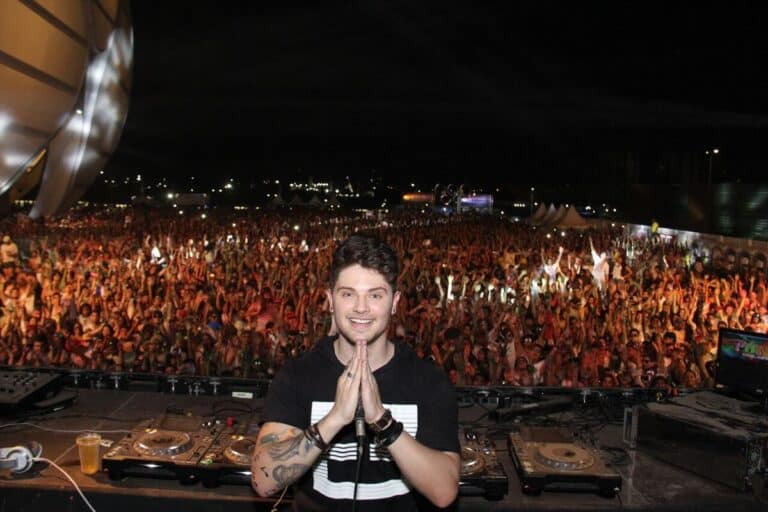 Chris Leao - Famous Dj