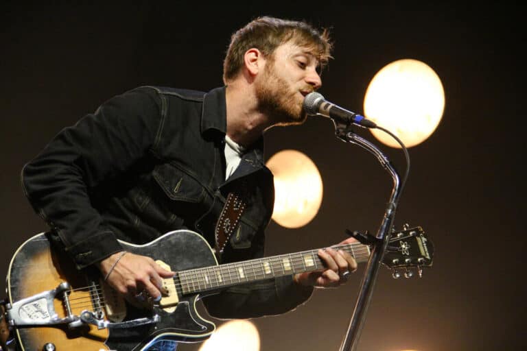 Dan Auerbach - Famous Singer