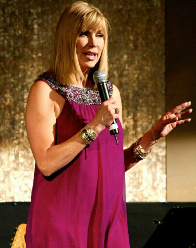 Leeza Gibbons - Famous Presenter
