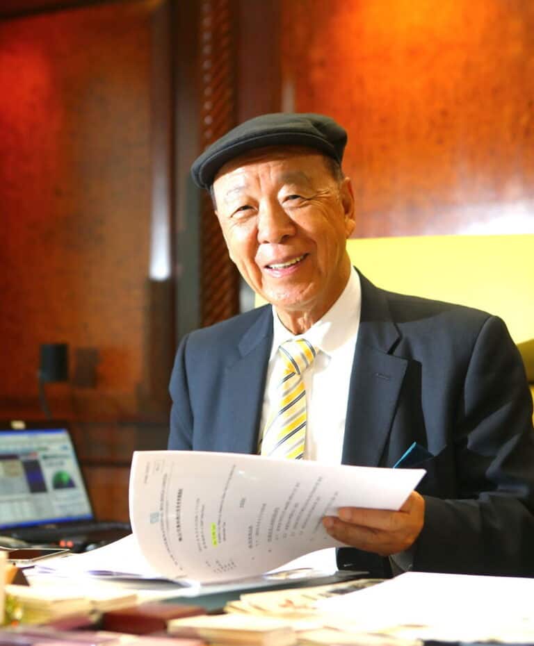 Lui Che Woo - Famous Billionair