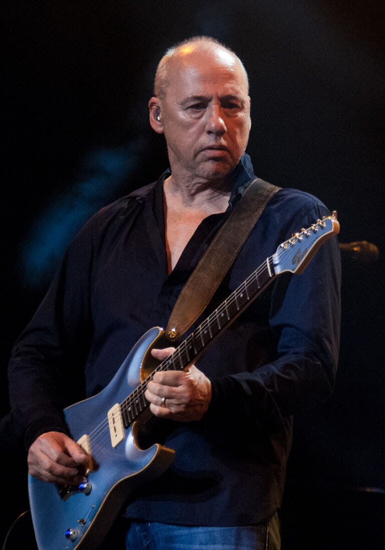 Mark Knopfler - Famous Guitarist