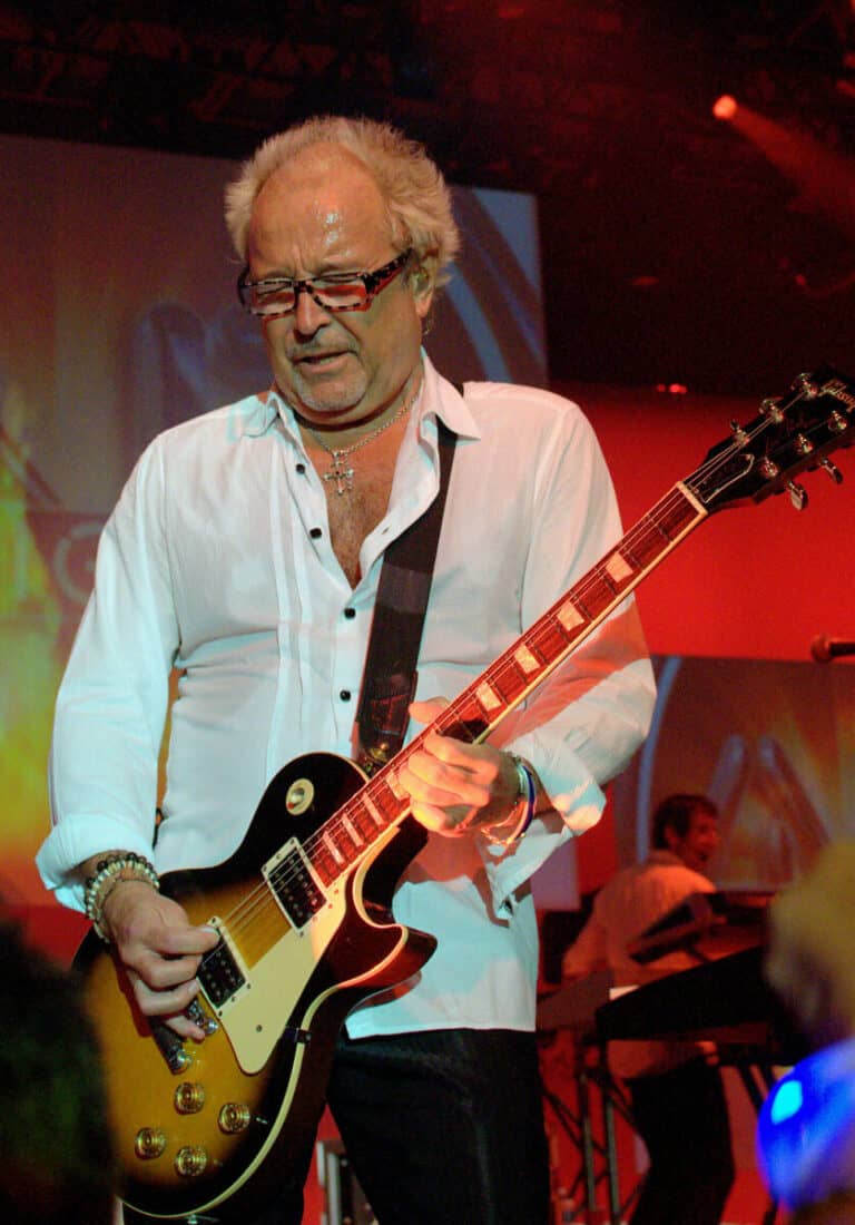 Mick Jones (Foreigner) - Famous Musician