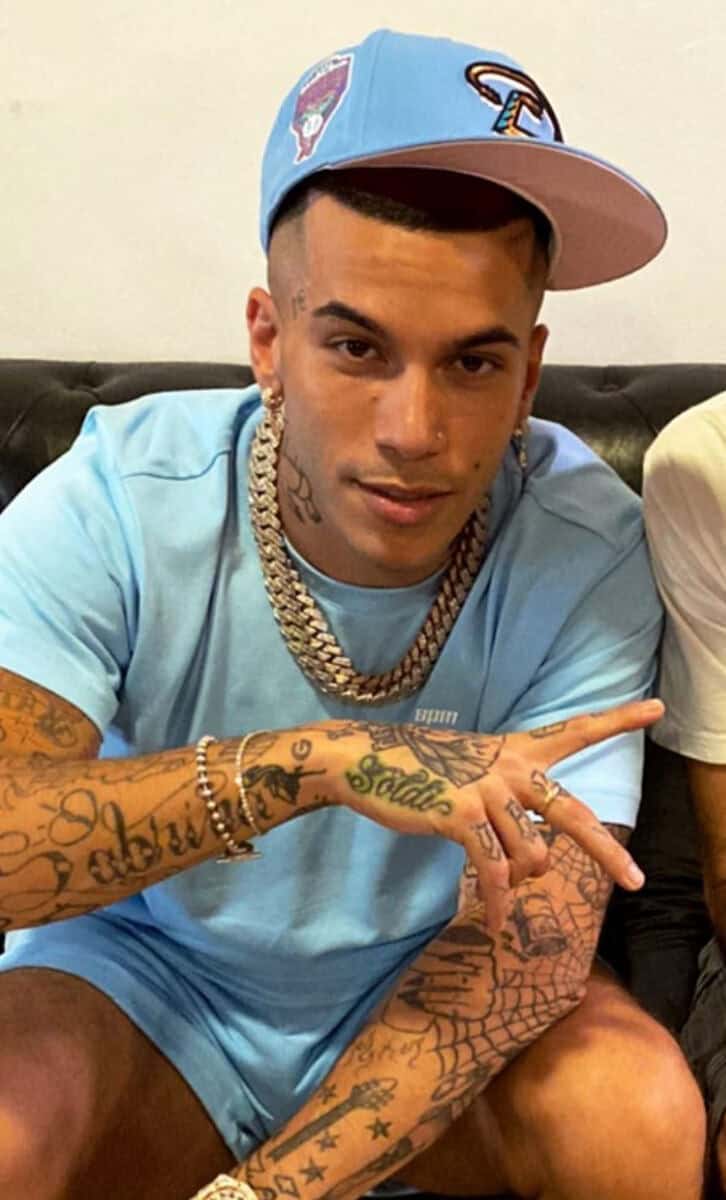 Sfera Ebbasta Net Worth, Spouse, Young Children, Awards, Movies 